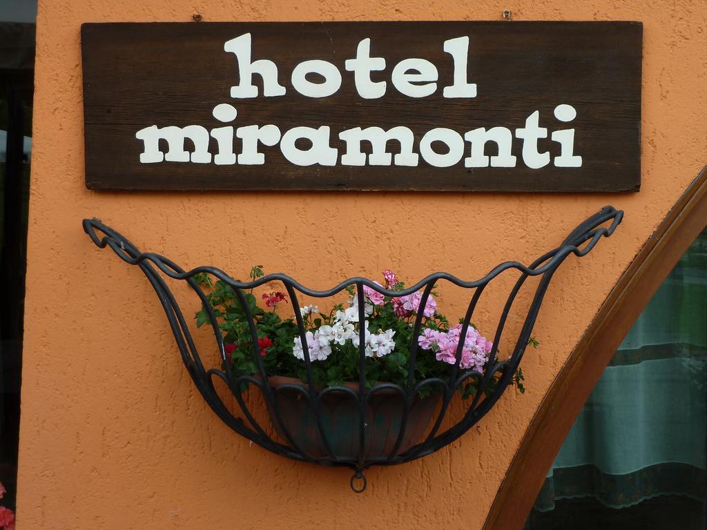 Albergo Miramonti Dependance Asiago Esterno foto