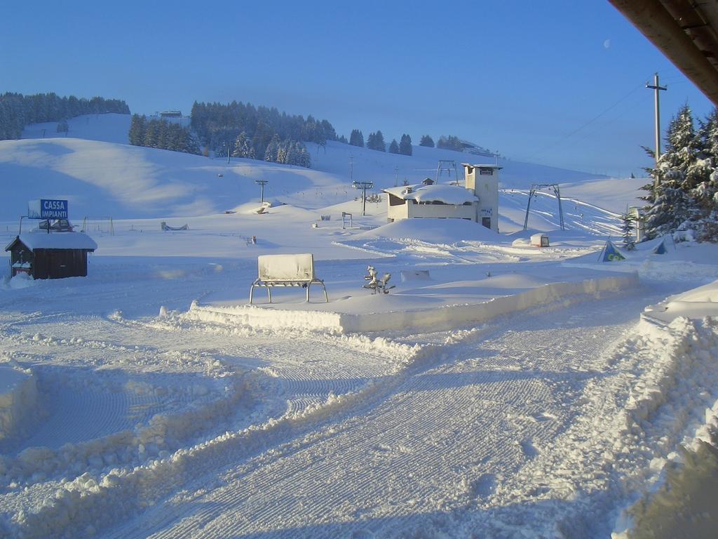 Albergo Miramonti Dependance Asiago Esterno foto